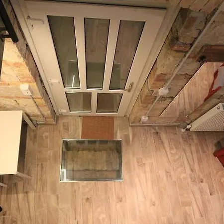 Economy Hollo Apartmán